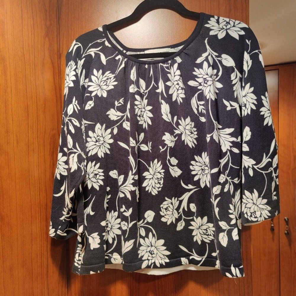 Cathy Daniels Top Sweater Knit White/Black Flowers Size L Cotton 3/4 Sleeve